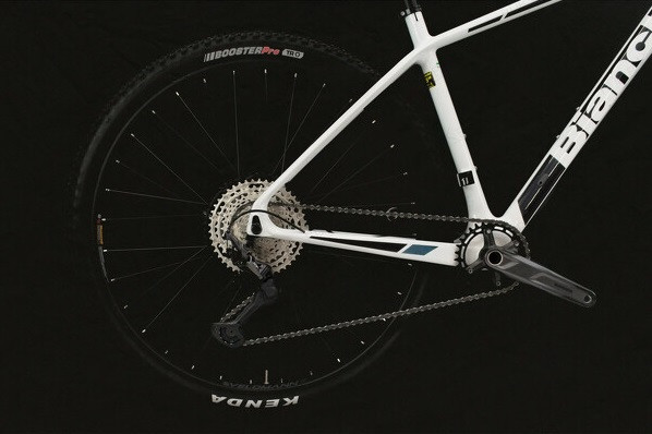 239 500 Bianchi Nitron 9.4 XT DEO 1X12 2023